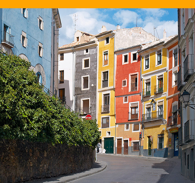 Con una cartera de más de 1.500 pisos y otros inmuebles en Cuenca, Inmobiliaria AREA CUENCA es líder de las inmobiliarias en Cuenca. Alquiler de pisos en Cuenca, venta pisos Cuenca.